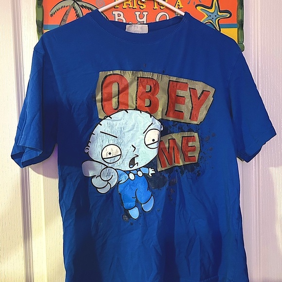 Y2K Family Guy Vintage Blue tee shirt - Picture 3 of 6